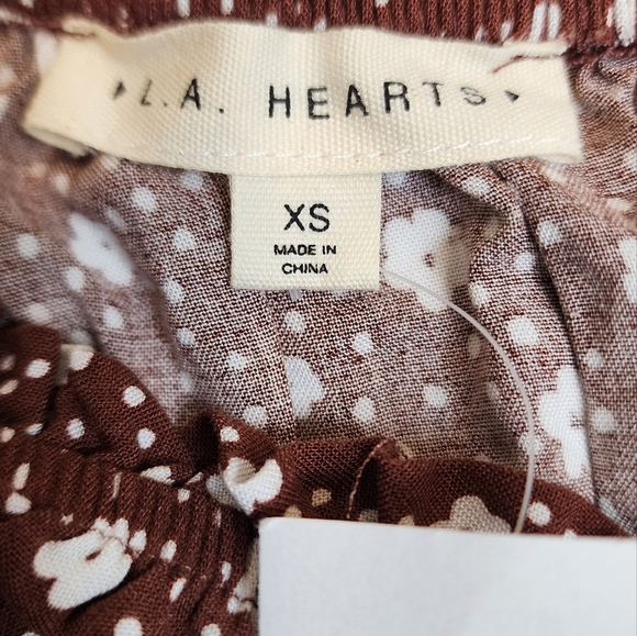 L.A Hearts Pacsun Brown Floral Long Sleeve Crop Top - Picture 9 of 13